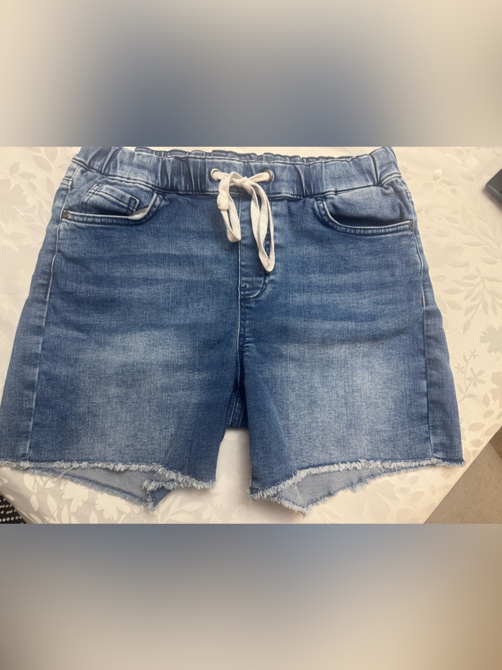 Guess Blue Denim Drawstring High RiseJean Shorts with Frayed Hem Size Large EUC